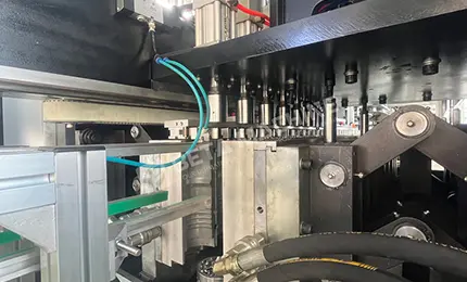 Servo mold clamping system